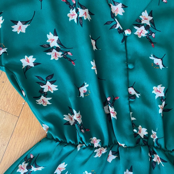 Floral blouse - Picture 2 of 3